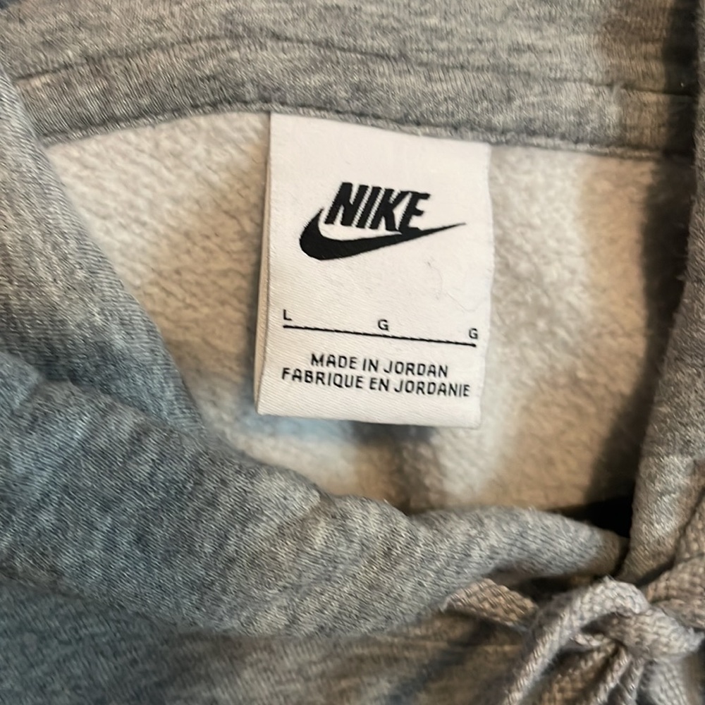Nike jacket - Picture 3 of 4
